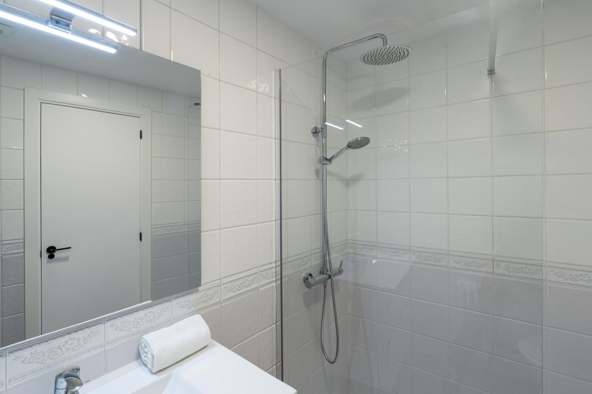 Apartamento Con Dos Grandes Terrazas En Girona Exteriér fotografie
